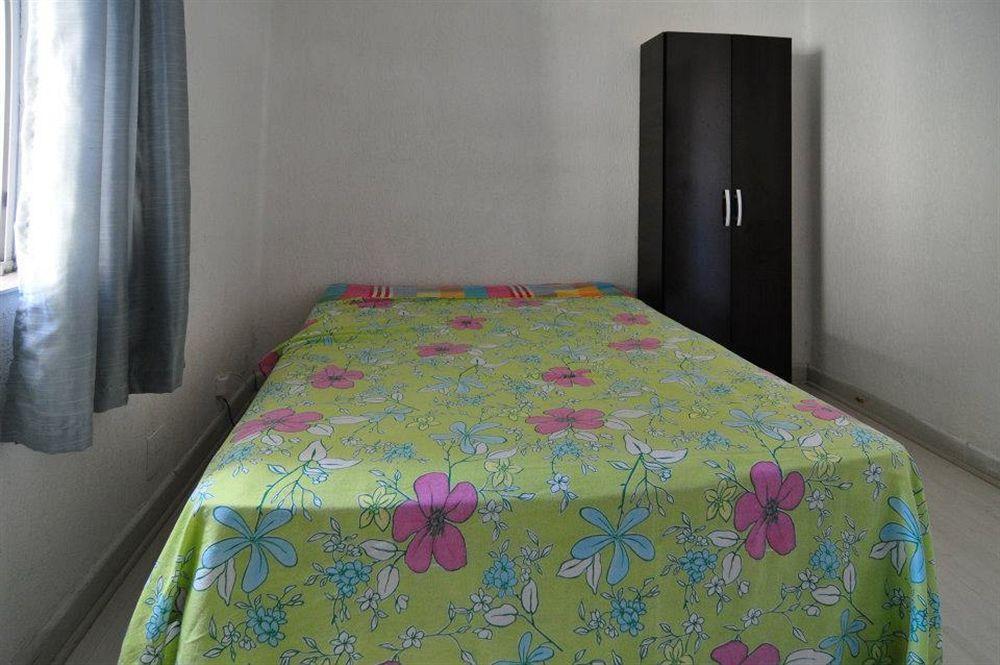 Curitiba Backpackers Hostel Экстерьер фото